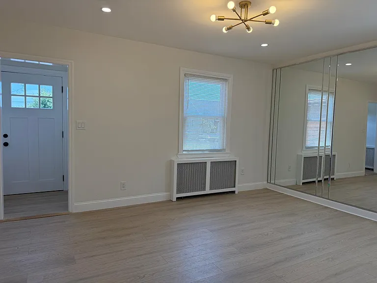 9 Court St #1 — Photo 3