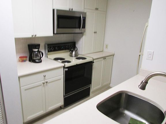 5th image of 1315 Winding Oaks Cir E APT 901