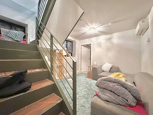 Rented by Doorway NYC, LLC | media 17