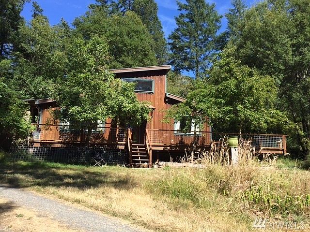 1st image of 573 Westcott Dr