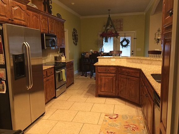 5th image of 190 Towering Oaks Ln
