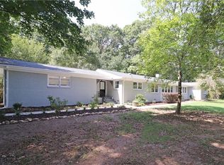 956 Wolf Creek School Rd, Pickens, SC 29671