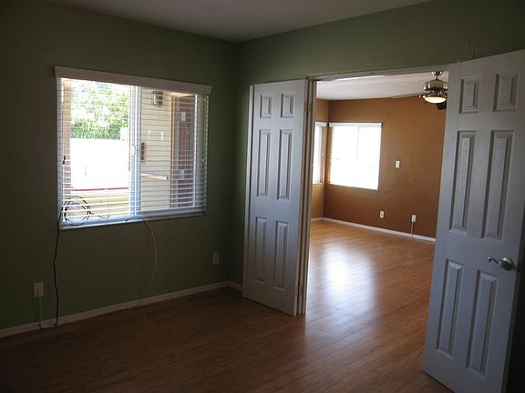 From Extra Room towards front to Livingroom.