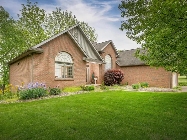 30 Woodlake Trl, Mount Vernon, OH 43050