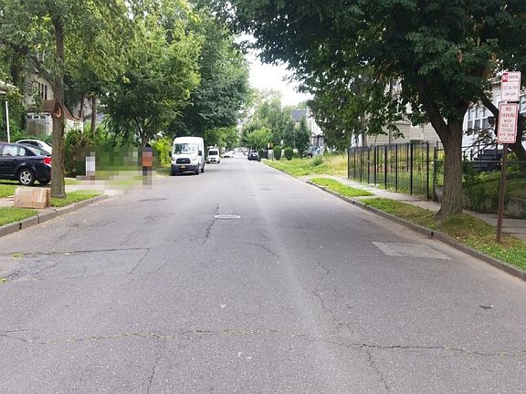 4th image of 95 N 18th St
