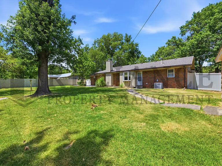 8115 E Mockingbird St — Photo 9