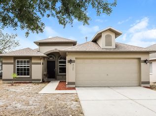 3125 Summer House Dr, Valrico, FL 33594