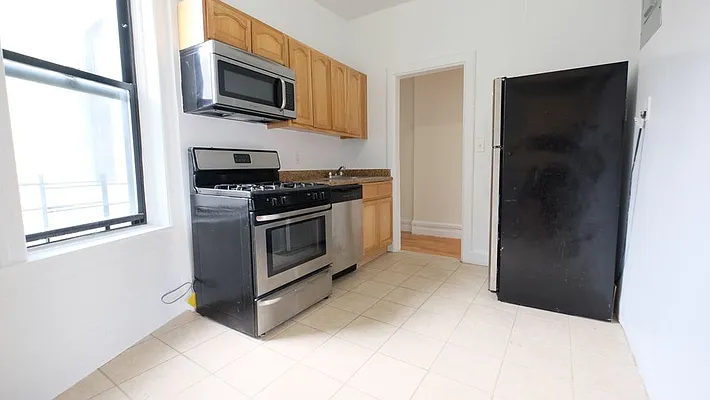 Rented by Skyward | media 30