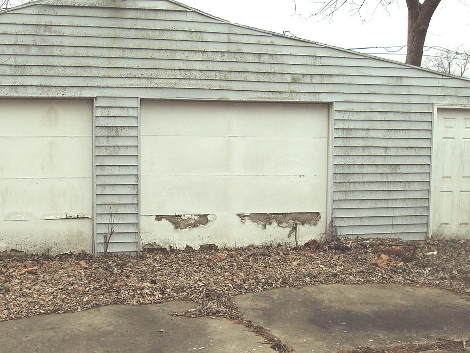 2nd image of 1713 Burnetta St