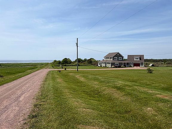 2nd image of 34 Baja Rd