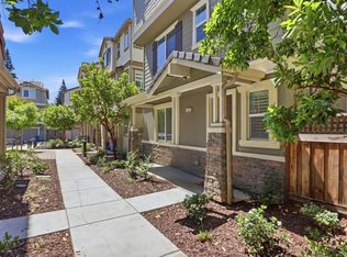 2220 Rosenblatt St, Hayward, CA 94544