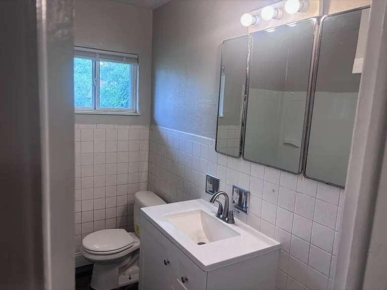2377 Hanna Dr — Photo 7