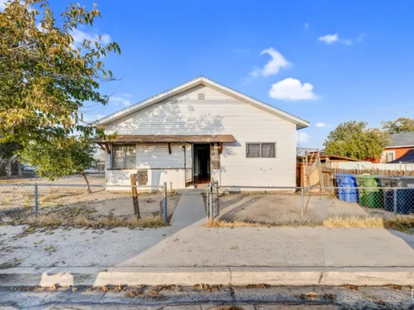 104 Center St, Taft, CA 93268