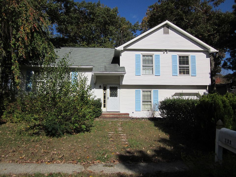 1st image of 133 Lancewood Ct