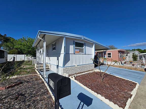 2nd image of 6709 Lamprey Ln