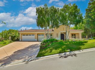 2810 Rainfield Ave, Thousand Oaks, CA 91362