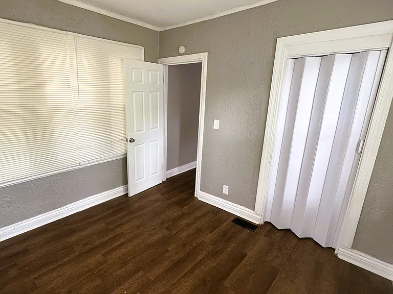 5292 Dickerson St — Photo 10