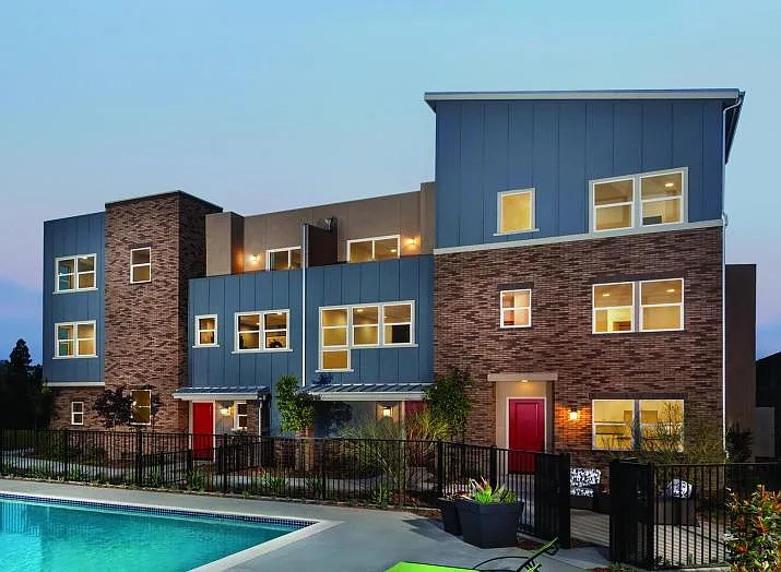 4956 Willow #B — Photo 3