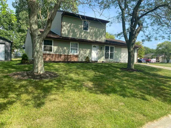 8808 Wapahani Dr, Selma, IN 47383