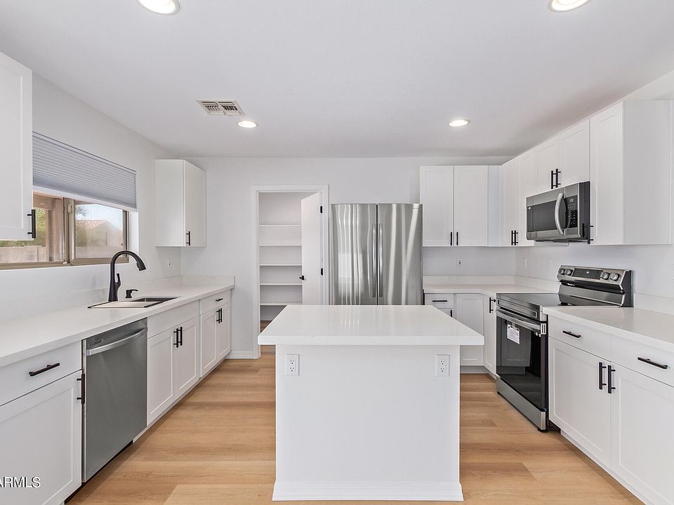 1st image of 11311 E ELENA Avenue