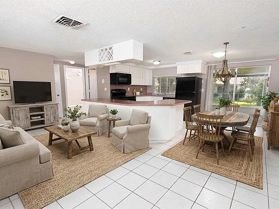 3rd image of 12401 GUNSTOCK LANE
