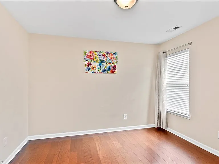 2611 Leighswood Dr — Photo 17