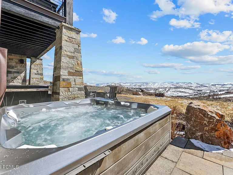 3450 E Ridgeway Dr — Photo 59