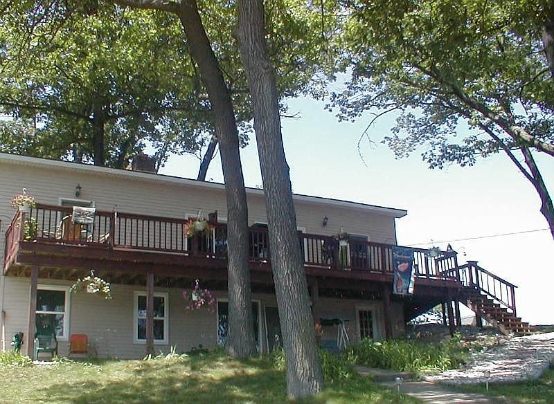 1st image of 305 Pickeral Lake Dr