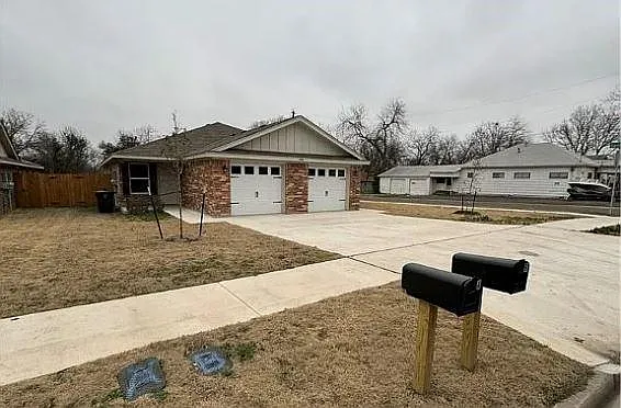 6 bed, 4.0 bath, 2420 sqft, $1,500 — Photo 3