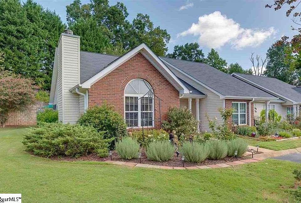 1st image of 319 Woodruff Park Ln