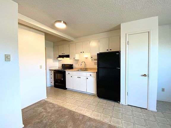 2nd image of 5123 Seattle Ave SW APT 9