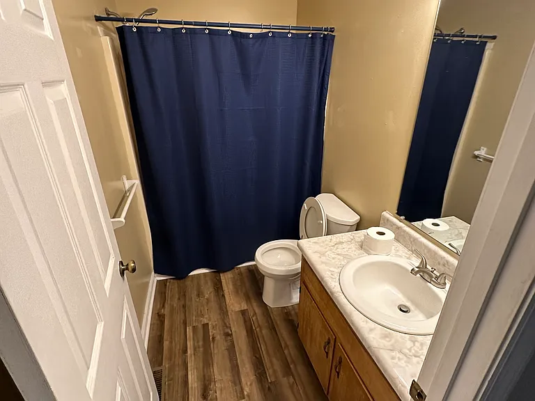 892 Woodlawn Rd — Photo 7