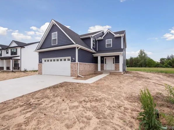 1920 Teton Ave, Monroe, MI 48162