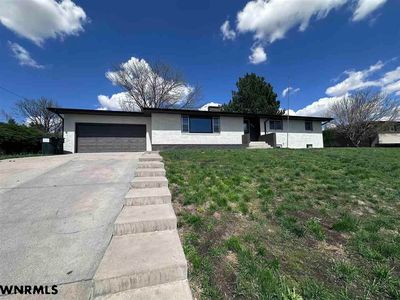3617 Skyline Dr, Scottsbluff, NE, 69361