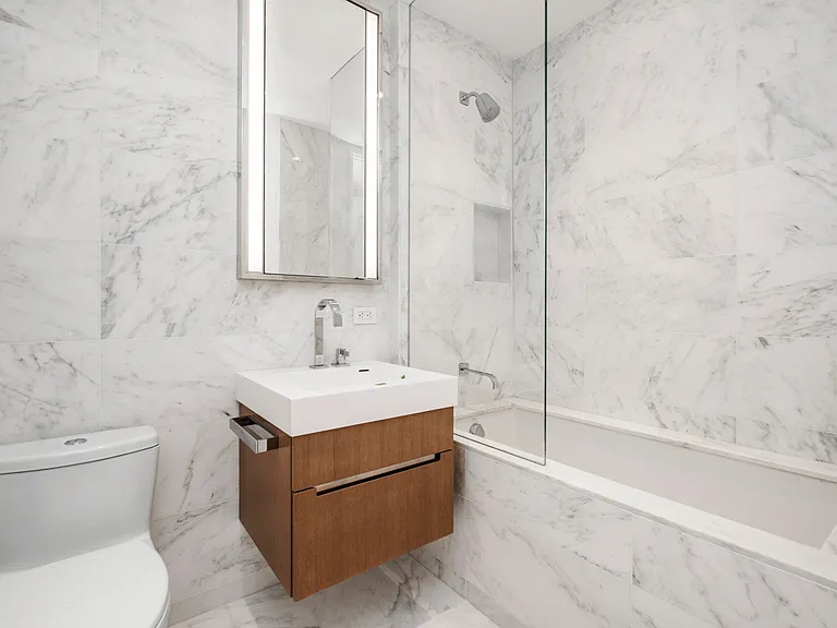 1 W End Ave #14J — Photo 9
