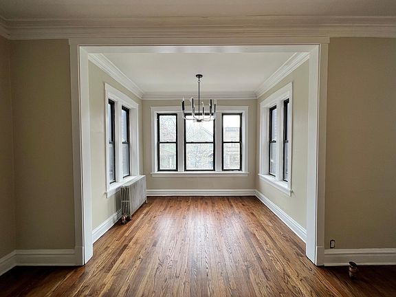 2nd image of 3010 W Wilson Ave #0b6af1bf5