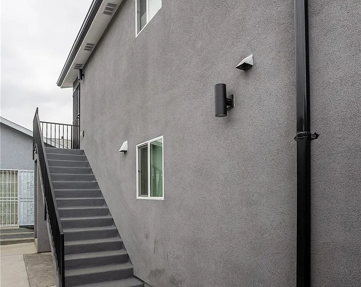 3121 Obama Blvd — Photo 4
