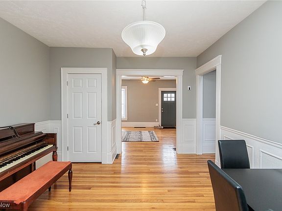 5th image of 1412 Winchester Ave
