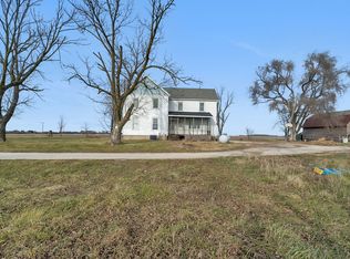 28464 N 3300 East Rd, Dwight, IL 60420