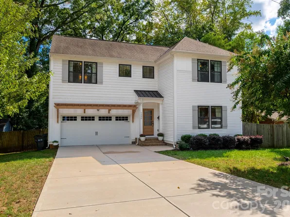 3200 Cosby Pl, Charlotte, NC 28205