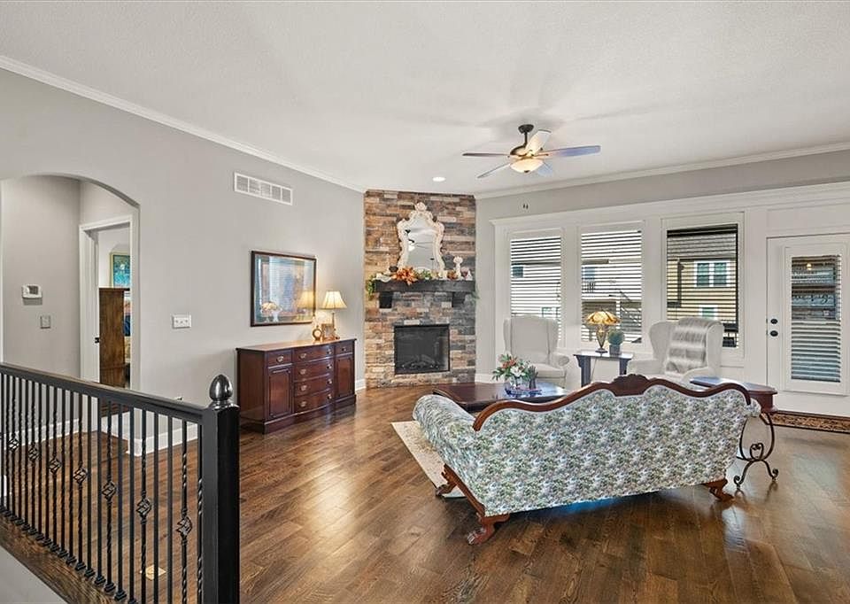 19372 W 210th St, Spring Hill, KS 66083 | Zillow