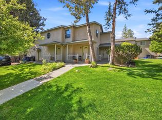 1290 NW Knoxville Blvd, Bend, OR 97703