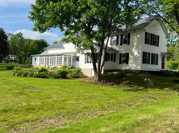 70 Lincoln St #1, Paris, ME 04271