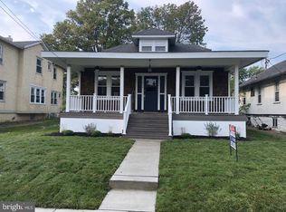 915 11th Ave, Prospect Park, PA 19076