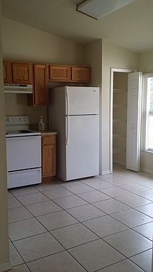 1st image of 856 Grantham Dr