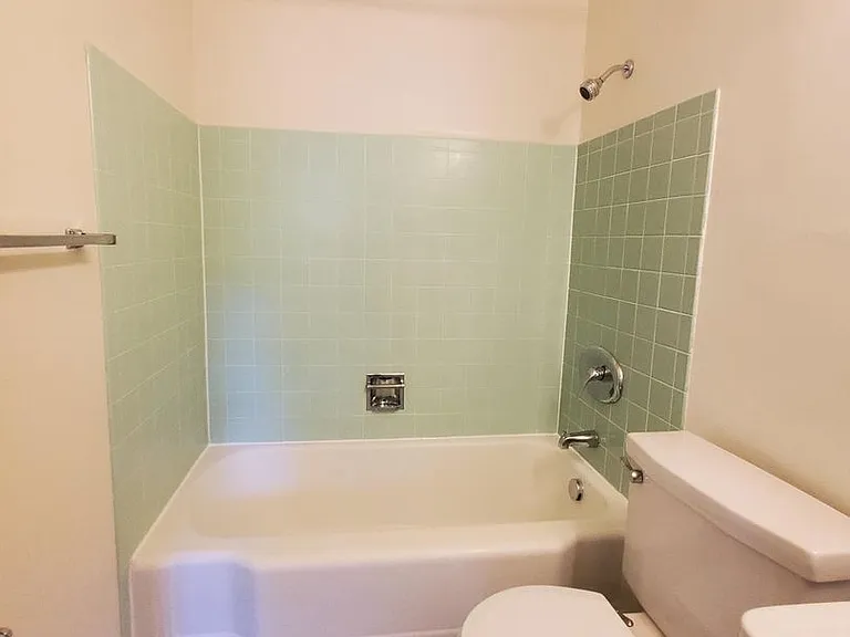 611 Jh Stern — Photo 14