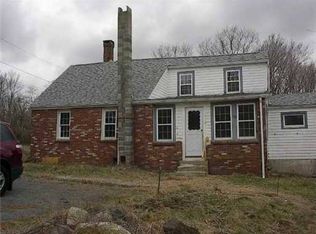 150 Staples Rd, Cumberland, RI 02864