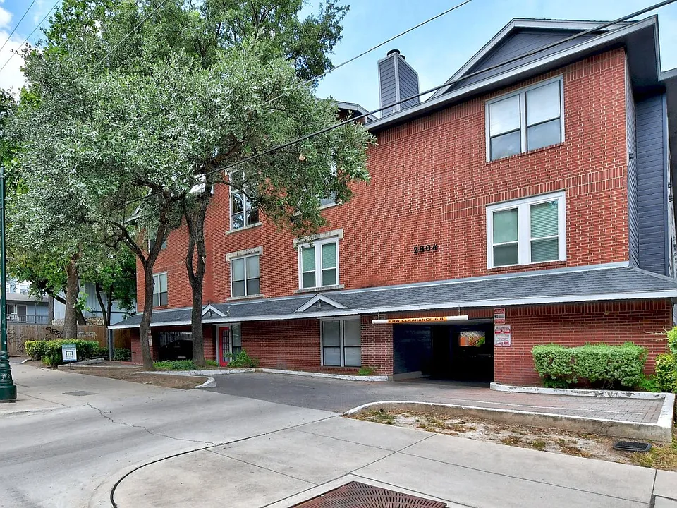 2804 Rio Grande St #310