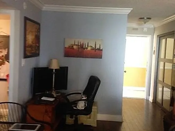 1800 Sans Souci Blvd APT 102, North Miami, FL 33181