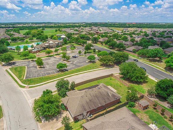 5th image of 11608 Prince Phillip Way
